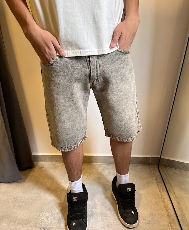 Bermuda Mom Gris Desgastado