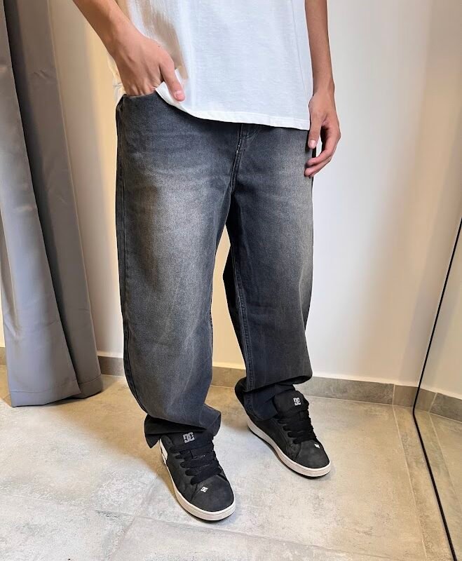 Jean Baggy Negro Desgastado