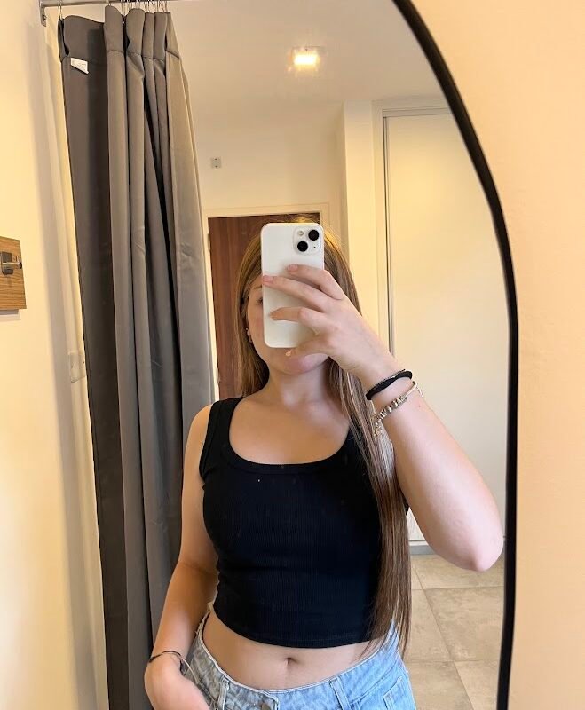 Musculosa Reina
