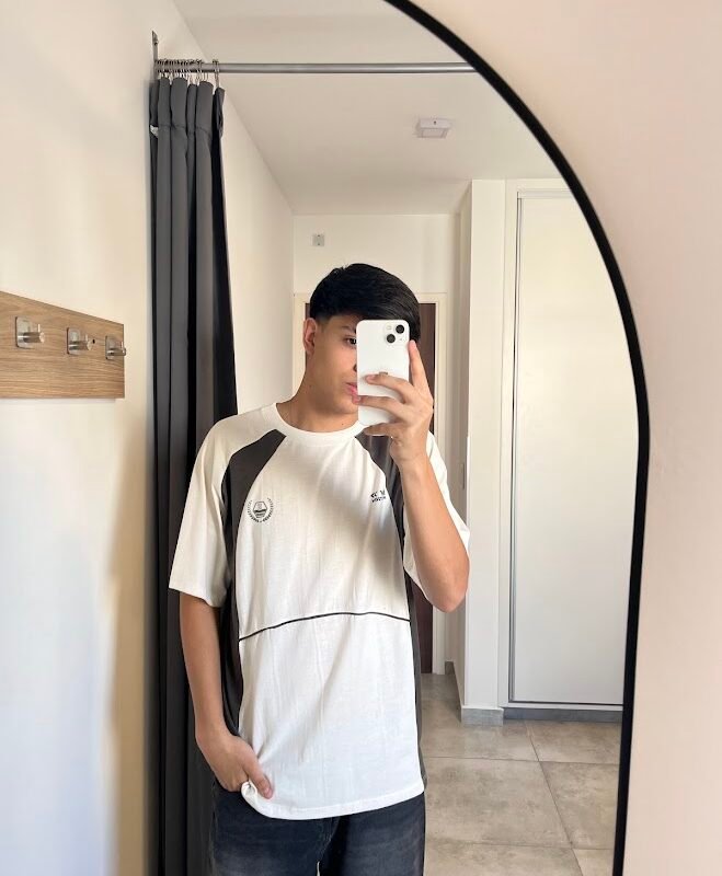 Remera Over East