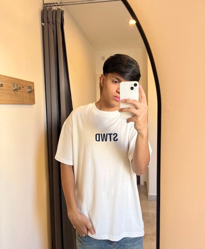 Remera Over STWD